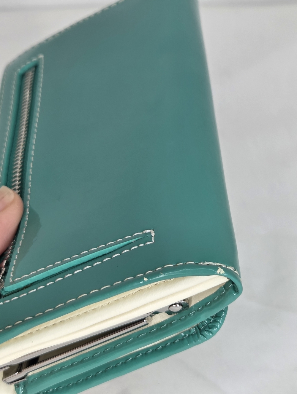 Ted Baker Turquoise Patent Leather Zip Wallet withSilver Accents/Floral Interior - Picture 7 of 14